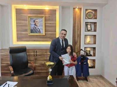 Kaymakam Dalak başarılı sporcu &ouml;ğrencileri kabul etti
