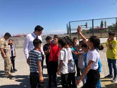 Kaymakam Erdoğan’dan Bulakbaşı Ortaokulu’na ziyaret
