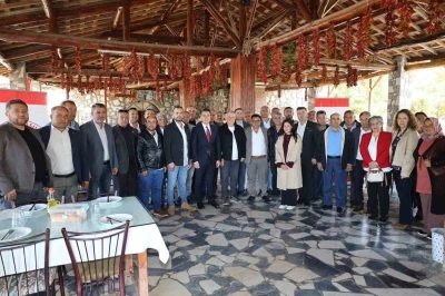 Kaymakam Gündoğdu muhtarlar ile kahvaltıda bir araya geldi
