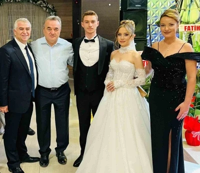 Kaymakam Öztürk, genç çiftlerin mutluluğuna ortak oldu
