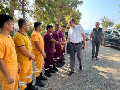 Kaymakam Topsakaloğlu, ilk m&uuml;dahale ekibinde incelemelerde bulundu
