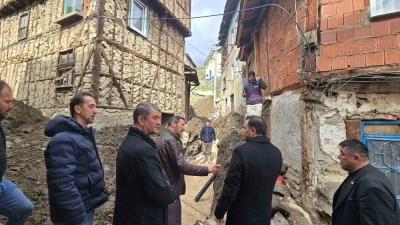 Kaymakam Yayabaşı k&ouml;ylerde &ccedil;alışmaları inceledi
