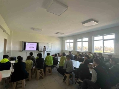 Kaynaşlı&rsquo;da verem farkındalık eğitimi d&uuml;zenlendi
