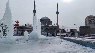 Kayseri buz tuttu: 2 il&ccedil;ede hava sıcaklığı -23 olarak &ouml;l&ccedil;&uuml;ld&uuml;
