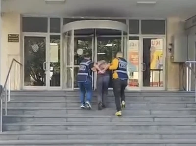 Kayseri&rsquo;de 77 yıl kesinleşmiş hapis cezası bulunan 21 yaşındaki firari yakalandı
