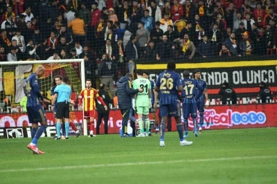 Kayseri&rsquo;de Ederson&rsquo;a yabancı madde atan kişi seyirden men cezası aldı
