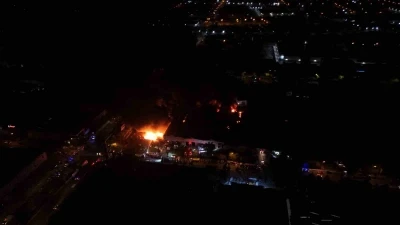 Kayseri’de fabrika yangını 4 saattir sürüyor
