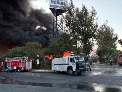 Kayseri’de fabrika yangını: Çok sayıda ekip müdahale ediyor
