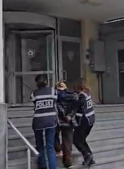 Kayseri&rsquo;de &lsquo;hırsızlık&rsquo; su&ccedil;undan kesinleşmiş hapis cezasıyla aranan 3 kadın yakalandı

