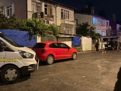 Kayseri&rsquo;de husumetlilerin hedefi olan 2 katlı ev kurşunlandı
