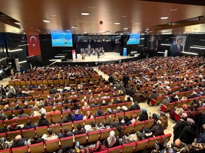 Kayseri&rsquo;de &rsquo;Mekke&rsquo;nin Fethi ve Affın ve Ailenin İnşaası" programı ger&ccedil;ekleştirildi
