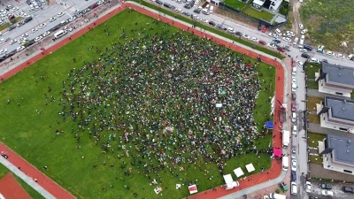 Kayseri&rsquo;de milli ma&ccedil; heyecanını Talas&rsquo;ta yaşamak isteyen vatandaşlar alanı doldurdu
