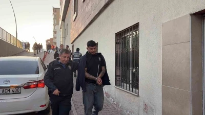 Kayseri&rsquo;de uyuşturucu satıcılarına darbe: &Ccedil;ok sayıda g&ouml;zaltı var

