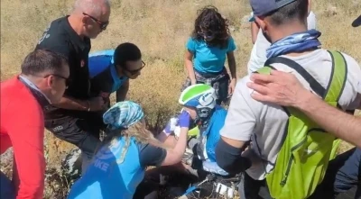 Kayseri’de yamaç paraşütçüsü havalanmaya çalışırken yuvarlanarak yaralandı
