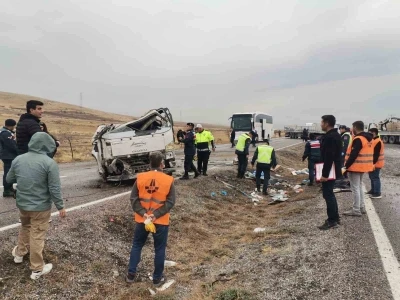 Kayseri’de zincirleme kaza: Ölü ve yaralılar var
