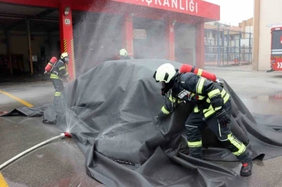 Kayseri itfaiyesi elektrikli ara&ccedil; yangınları i&ccedil;in teyakkuzda
