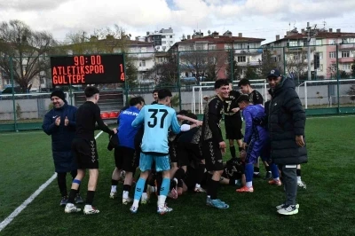 Kayseri U18 Ligi Play-Off: G&uuml;ltepespor: 4 - Kayseri Atletikspor: 1
