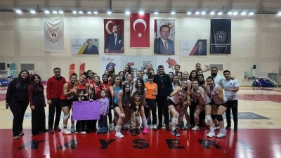 Kayseri Yıldız Kızlar Voleybol S&uuml;per Ligi tamamlandı
