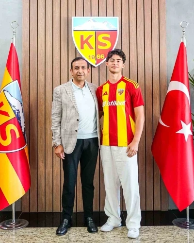 Kayserispor, Kayra ile s&ouml;zleşme uzattı
