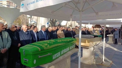 KAYSO Başkanı Mehmet B&uuml;y&uuml;ksimitci&rsquo;nin annesi son yolculuğuna uğurlandı
