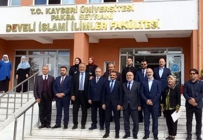 KAYÜ Develi Seyrani Kampüsü İslami İlimler Fakültesi’ne hayırseverden kütüphane bağışı
