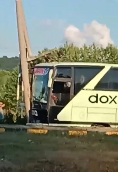Kaza sonrası patlayan lastik polis memurunu yaralandı
