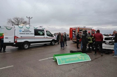 Kazada eşi ve 2 &ccedil;ocuğunu kaybeden anne de yaşam m&uuml;cadelesini kaybetti
