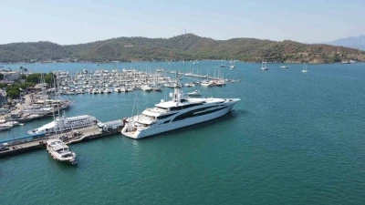 Kazak iş adamının mega yatı Fethiye’de
