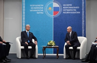 Kazakistan Cumhurbaşkanı Tokayev&rsquo;den Putin&rsquo;e Ukrayna savaşında "İstanbul Form&uuml;l&uuml; 2.0" &ccedil;ağrısı
