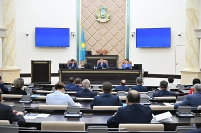 Kazakistan parlamentosu son oturumunu ger&ccedil;ekleştirdi
