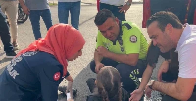 Kazazede yaralı çocuğun &quot;Acımayacak değil mi? Korkuyorum ben&quot; demesi ekipleri duygulandırdı
