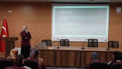 KBÜ’de dini içeriklerin sosyal medyada dönüşümü masaya yatırıldı
