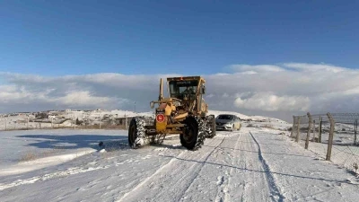 Ke&ccedil;i&ouml;ren Belediyesi&rsquo;nden karla m&uuml;cadele seferberliği
