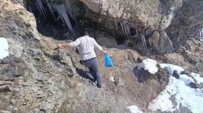 Keklikler i&ccedil;in doğaya yem bıraktılar
