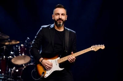 Kemal Ceyhan&rsquo;dan Balkan Esintili Yaz Şarkısı: &ldquo;Mavi G&ouml;zler&rdquo;