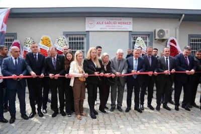 Kemalpaşa&rsquo;da iki aile sağlığı merkezi hizmete a&ccedil;ıldı
