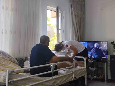 Kemer’de &quot;Yaşlılarımız yalnız değildir&quot; projesi başladı
