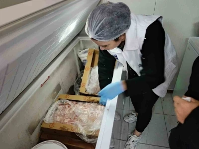 Kemer’de zabıtadan restoran ve kafelere denetim
