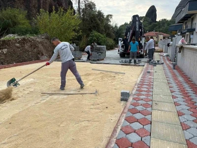 Kemer Kuzdere&rsquo;de iki sokak arasındaki altyapı &ccedil;alışmaları tamamlandı
