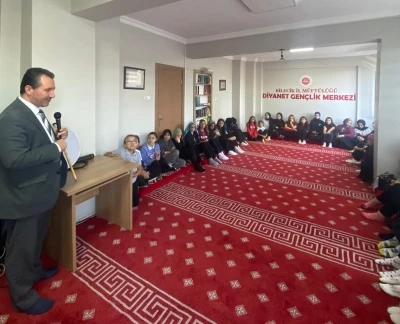 Kendileri küçük yürekleri kocaman
