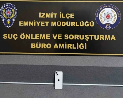 Kendini hemşire olarak tanıtıp telefonları alarak ka&ccedil;an ş&uuml;pheli yakalandı
