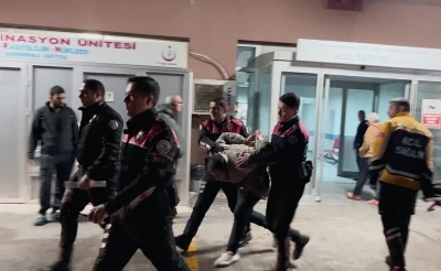 Kendisini dolandırdığını iddia ettiği arkadaşını silahla vurdu
