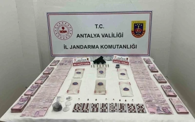 Kepez&rsquo;de 1 kilo 260 gram uyuşturucu madde ele ge&ccedil;irildi
