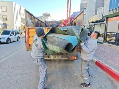 Kepez&rsquo;de cadde ve kaldırım işgallerine sıkı takip
