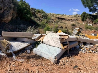 Kepez&rsquo;de &ccedil;evreyi kirletenlere foto kapanlı takip
