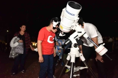 Kepez’de &quot;Cumhuriyet ve Bilimle Gece Gözlemi&quot; etkinliği
