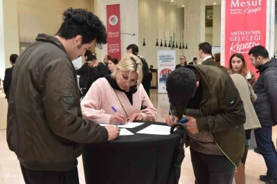 Kepez iş arayanları havacılık sekt&ouml;r&uuml;yle buluşturdu

