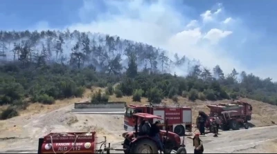 Kepsut&rsquo;ta yangınla m&uuml;cadele s&uuml;r&uuml;yor
