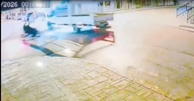 Keşan&rsquo;da 2 kişinin yaralandığı kaza g&uuml;venlik kamerasına ansıdı
