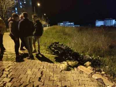 Keşan’da otomobil ile çarpışan motosiklet sürücüsü ağır yaralandı
